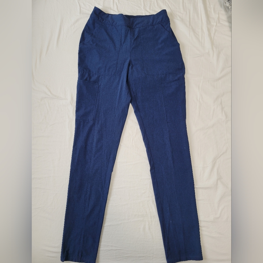Jaanuu scrub pants, size small/tall, blue